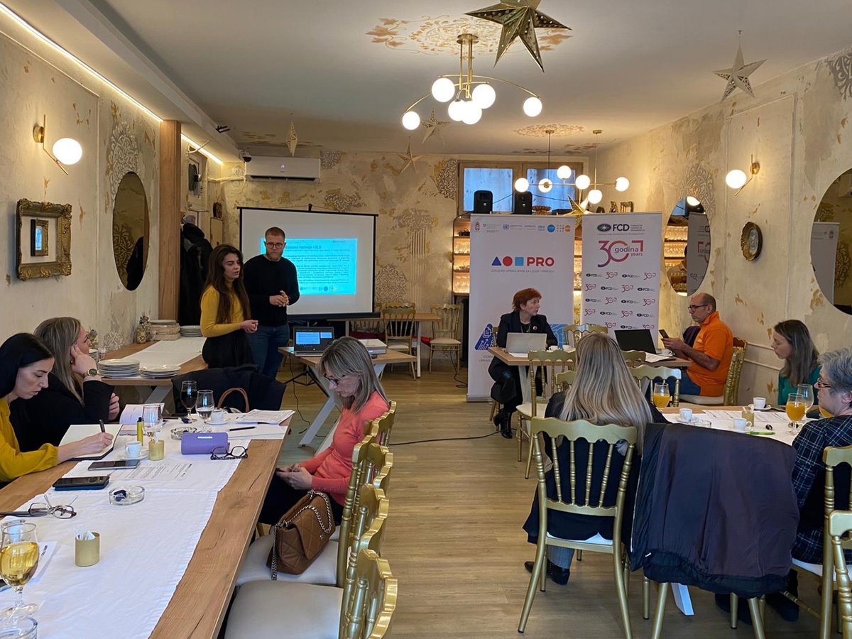 CentarOnline's tweet image. ♻️ U Valjevu sa predstavnicima gradova i opština - jačanje kapaciteta za podršku i unapređenje životnih uslova neformalnih sakupljača otpada

🇺🇳🇨🇭🇷🇸 Zajednički UN program „PRO - Lokalno upravljanje za ljude i prirodu“, uz podršku Vlade Švajcarske #programpro #socijalnaprava