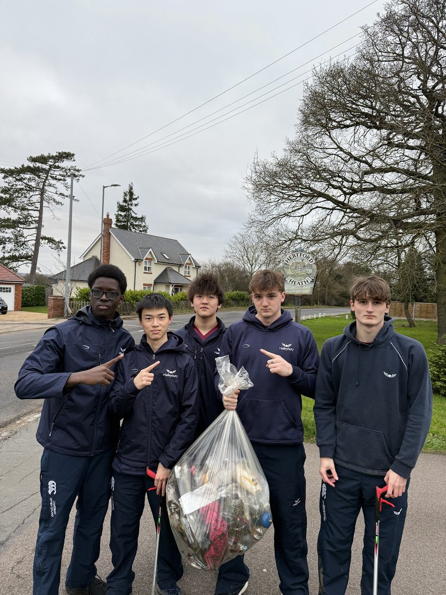 Haileybury Community Action Volunteering tweet media