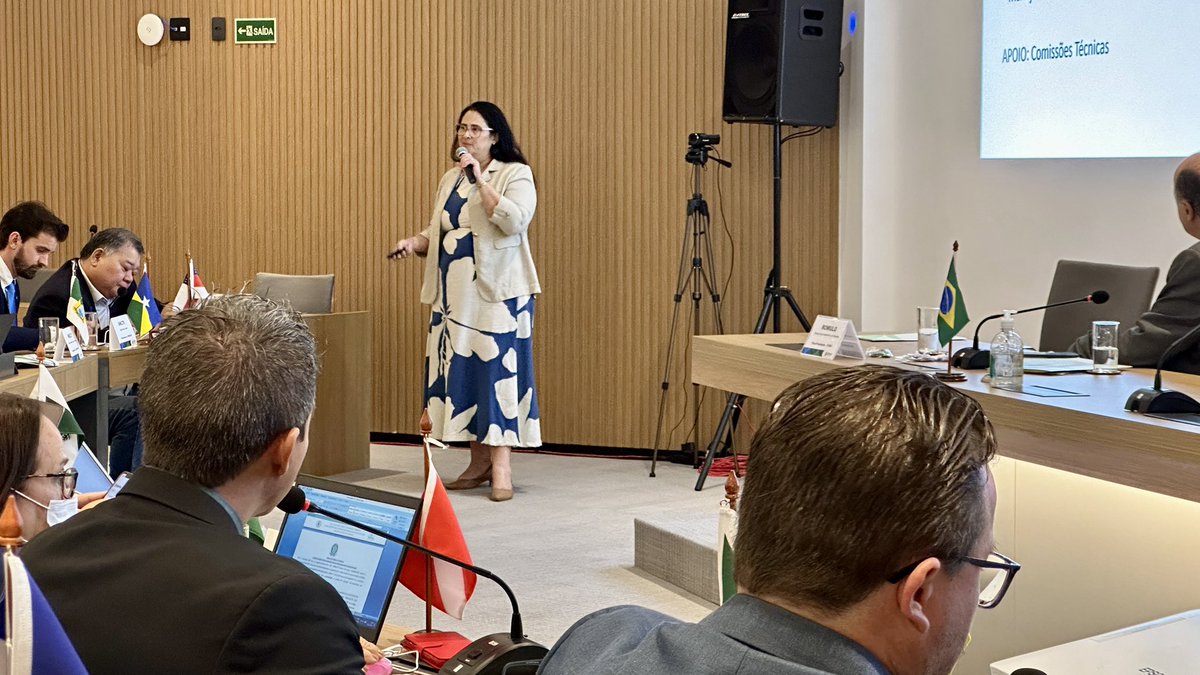 CFMV's tweet photo. Dra. Annelise Castanha Tenório Nunes – presidente do CRMV-AL, apresenta o tema: “Plataforma de Conhecimentos”. https://t.co/hQmnXTLC8J