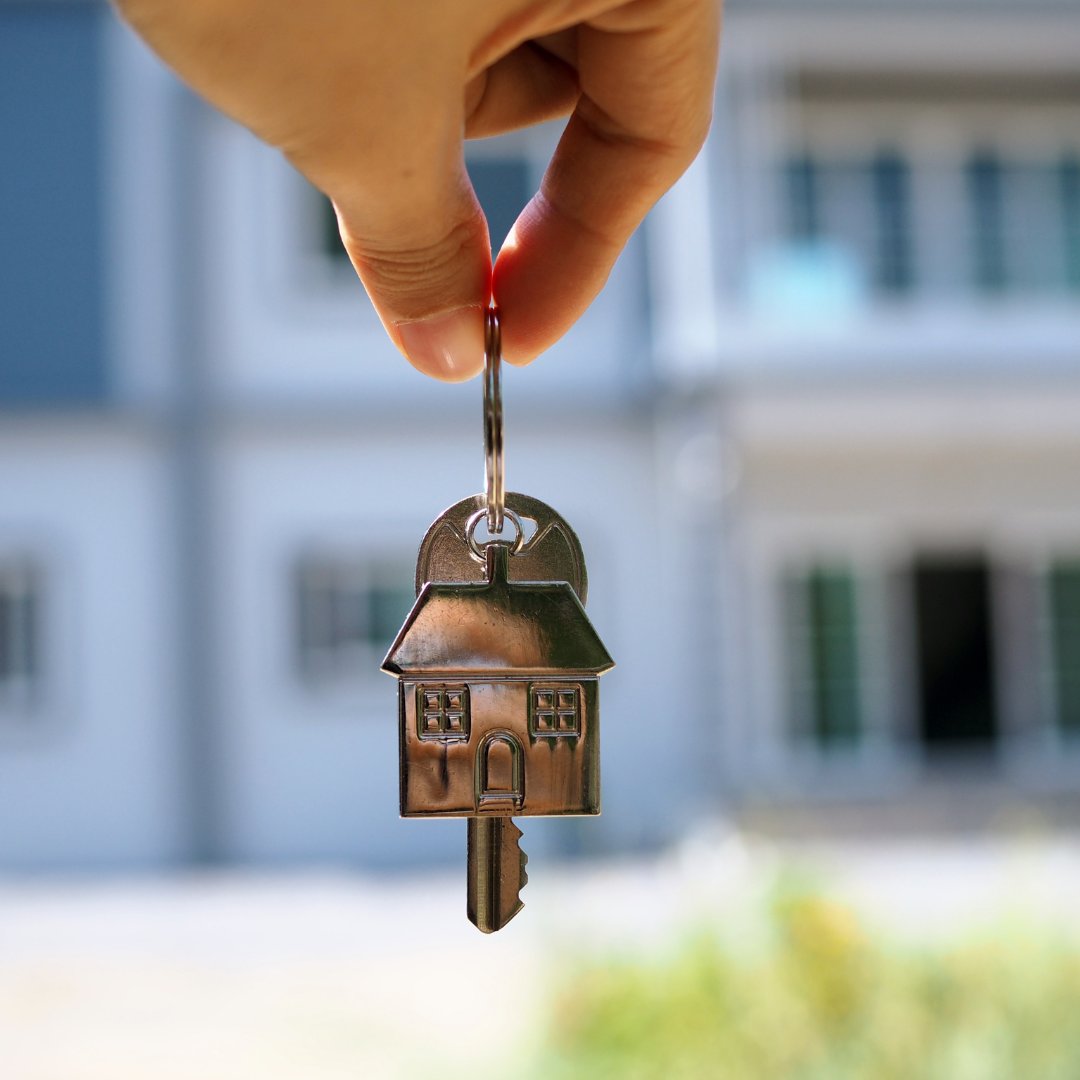 AllCountyPPMFL's tweet photo. Let's turn that dream into reality! Whether you're buying, selling, or just exploring, I'm here to guide you every step of the way. 🌟

 #AllCounty #PropertyManagementCompany #RealEstate #ResidentialProperty #HomeMaintenance https://t.co/b87aQcgFK2