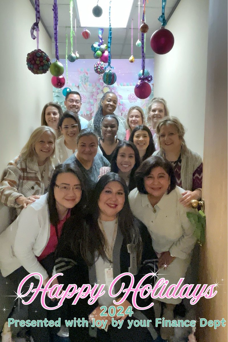 LCISDAccounting's tweet photo. Happy Holidays from us to you ❤️🎄💚 #LCISDAccountingTeam #LamarCISD #TheUrgencyofNow #NoObstaclesWhatsoever https://t.co/7VeCCk3XlC
