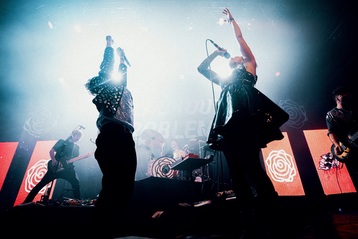 lakemalice's tweet photo. Our last show of the year was just beyond our imagination 🩶 thank you Blackout Problems for taking us out on tour and being the nicest humans one can possibly hope to cross paths with. 

It’s been an honour to share the stage and get to meet your fans across Europe. https://t.co/wXHDmbuwM1