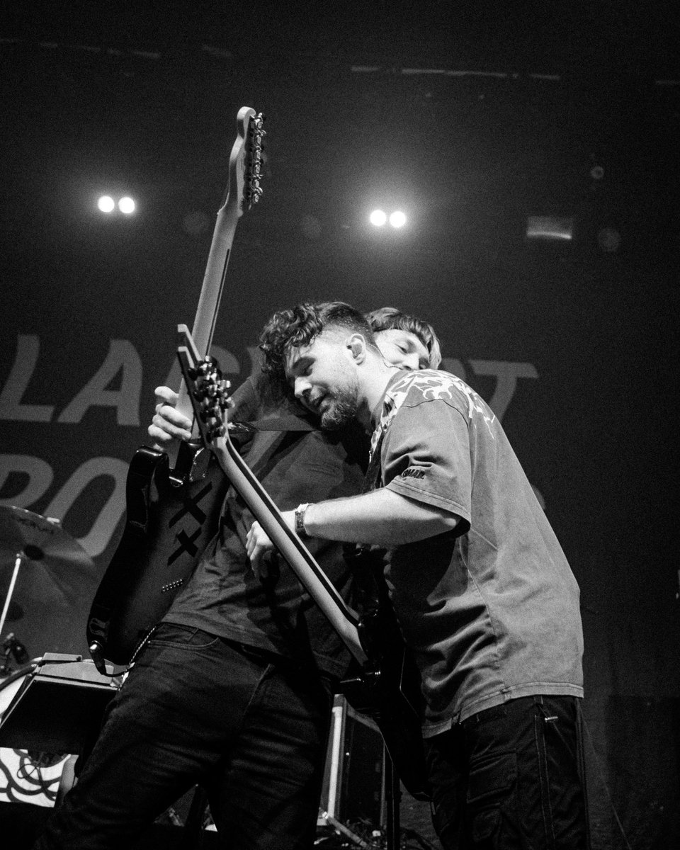 lakemalice's tweet photo. Our last show of the year was just beyond our imagination 🩶 thank you Blackout Problems for taking us out on tour and being the nicest humans one can possibly hope to cross paths with. 

It’s been an honour to share the stage and get to meet your fans across Europe. https://t.co/wXHDmbuwM1