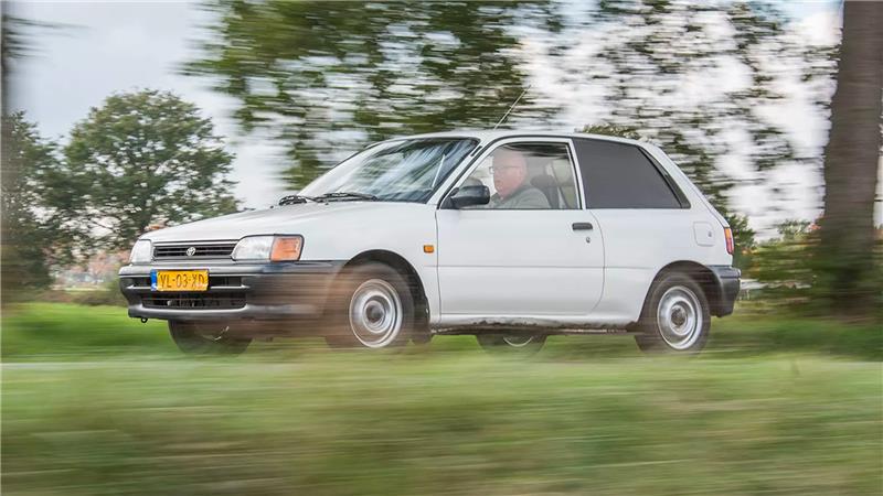 ToyotaNL's tweet image. Hoe een leenauto tot ware liefde kan leiden. Peter was de luxe van de Camry gewend, maar viel voor het minimalisme van de Starlet. Lees het hele verhaal: toyota.nl/ontdek-toyota/…
#Toyota #StillGoingStrong #Starlet