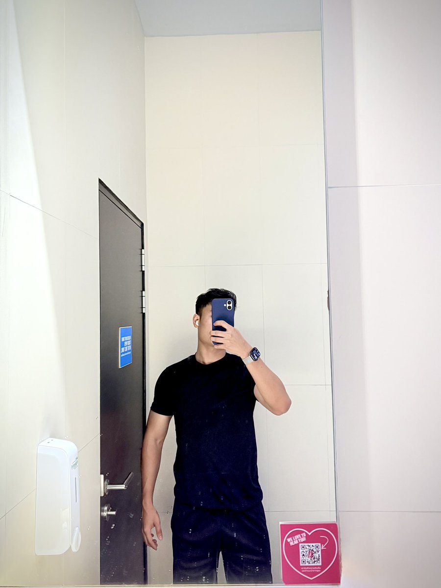 Photworaphot's tweet photo. มาได้ยัง หายไป 1 อาทิตย์ ☘️➡️ #gym 
#ลาดกระบัง https://t.co/2M9vq3Kj5c