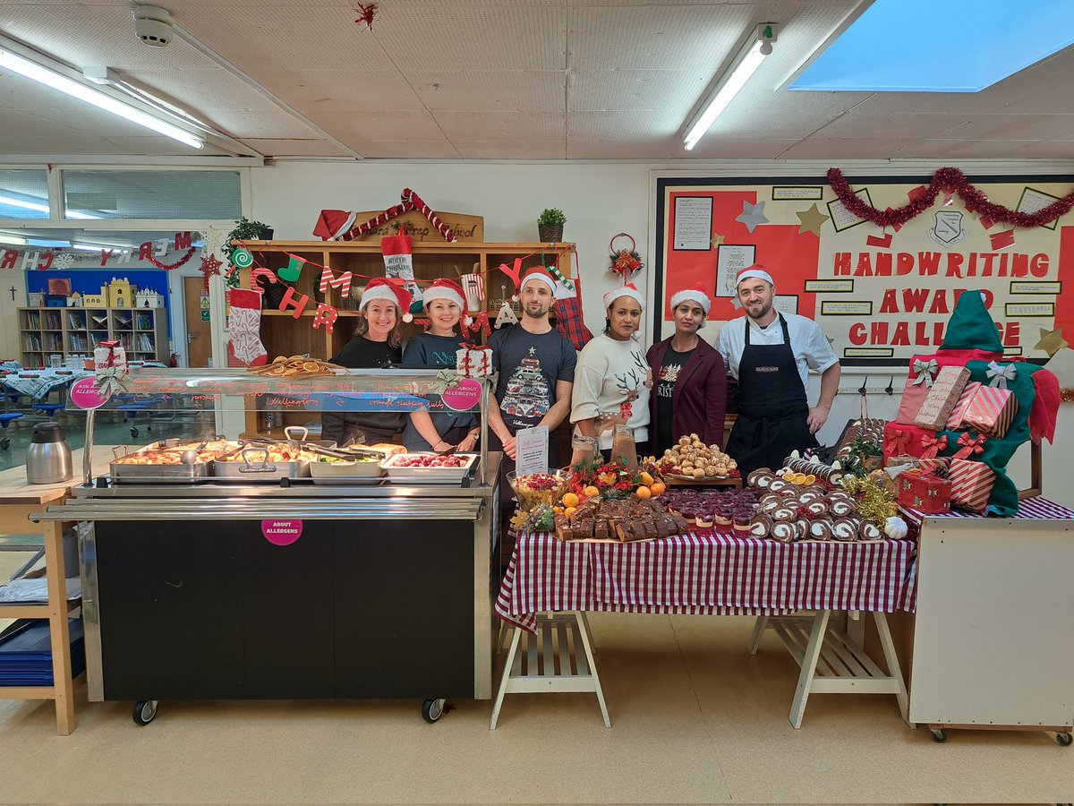 s_stbernard's tweet photo. Christmas lunch 
@HolroydHowe 
@MaryMar89923871 
@melrahaman https://t.co/l6C8DVpXMU