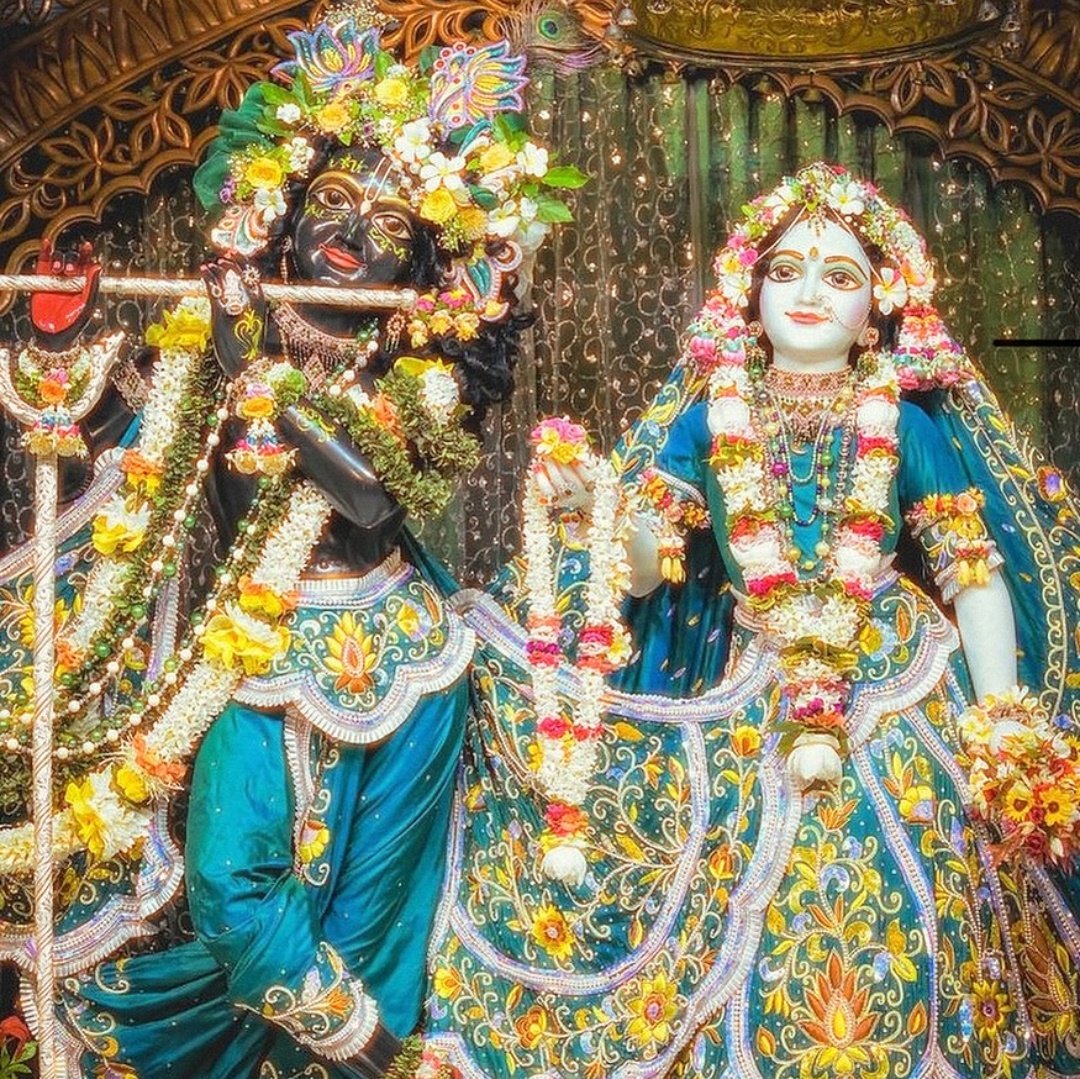 DiyaD0086's tweet photo. 🙏🙏❤jai shree krishna❤🙏🙏 https://t.co/ej9LBb8iNs