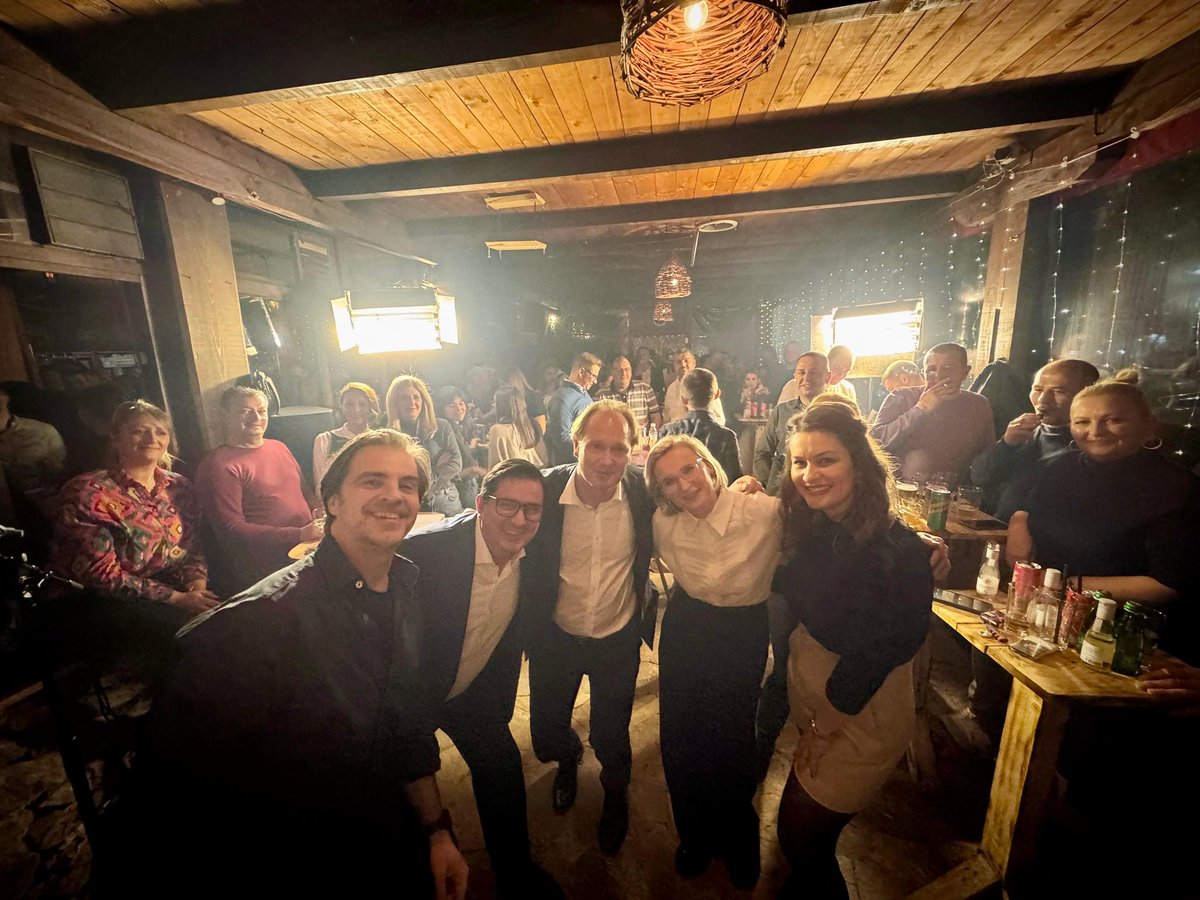 Last night, #16DaysOfActivism broke boundaries with a creative approach —STAND-UP Comedy! 🎭 Ivan took the stage, using humor to tackle the serious issue of gender-based violence with respect and intention. A night to laugh, reflect, and amplify the call for change. 🧡 #EndGBV