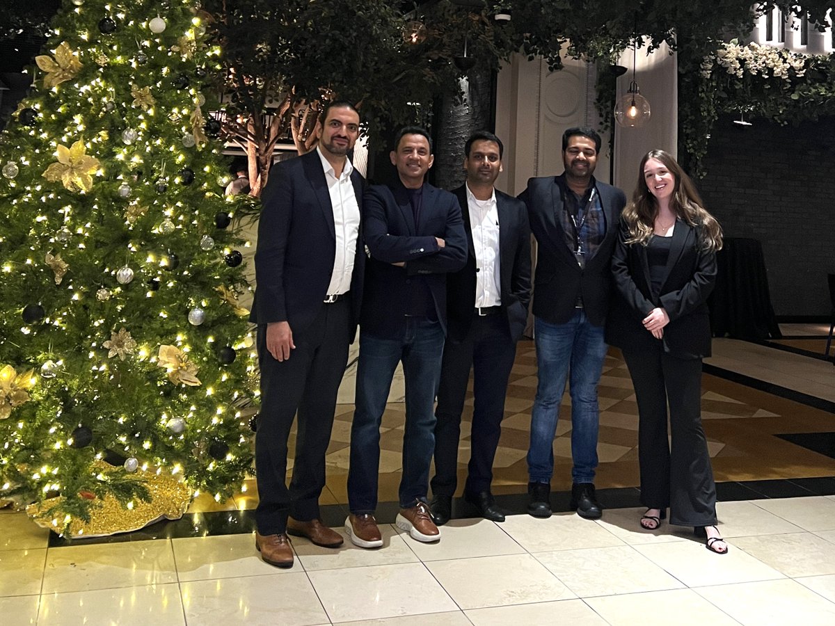 BrillioGlobal's tweet image. And that’s a wrap for Brillio #AIvolution at #AWSReInvent 2024! We had a lovely time exchanging ideas with our partners and industry peers around Brillio’s GenAI-powered AWS solutions for cloud migration, modernization, and more.
Here is a glimpse of our networking dinner at AWS…
