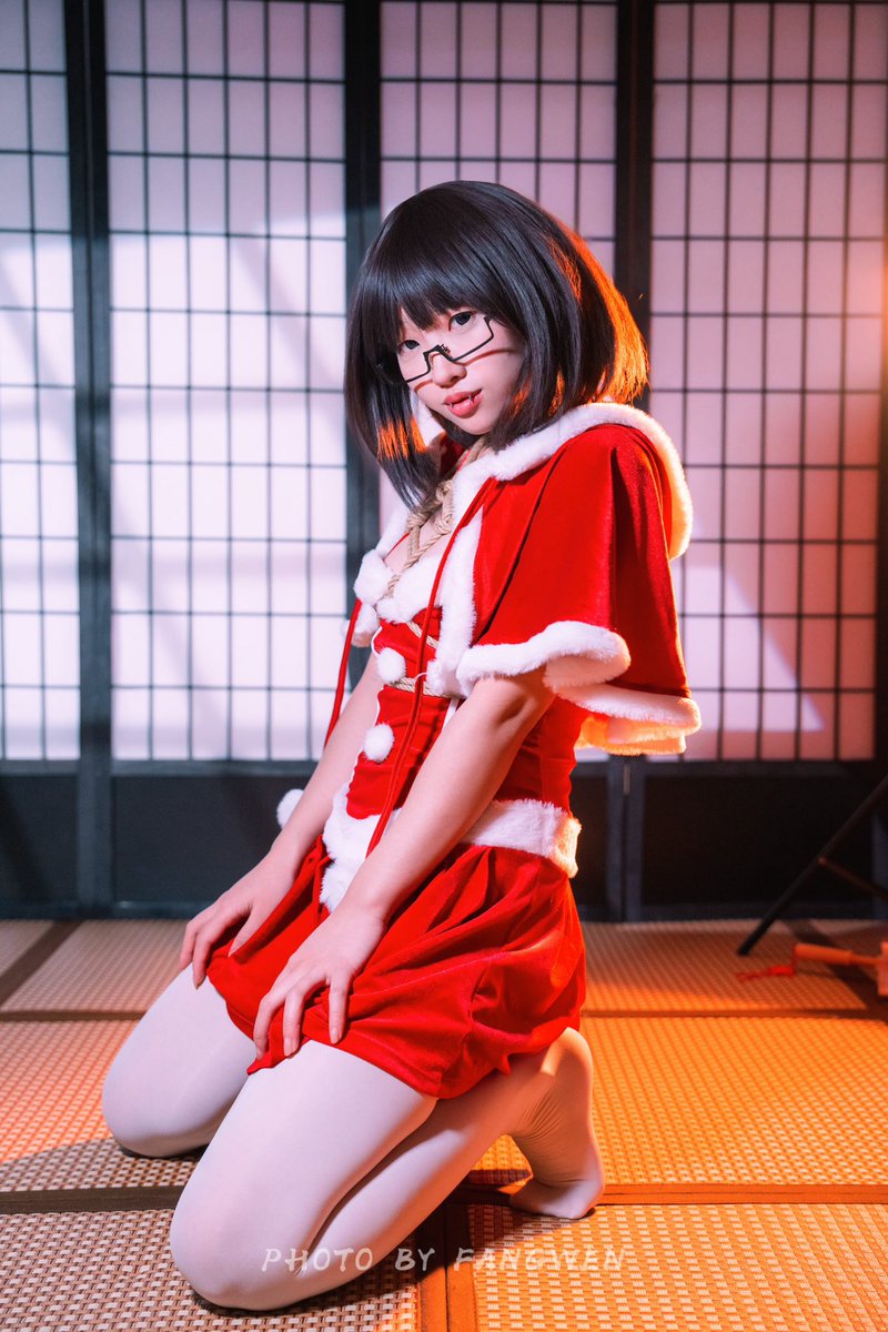 圣诞🎄主题

🪢 ：方文@fangwen59
📸 ：方文@fangwen59
🧍‍♀️ ：玉子@yuzi______ 

#武汉  #绳艺  #捆绑 #美女 
#完美曲线 #约绳 #约拍  #緊束 
#线下体验 #摄影创作 #圈内交友 
#绳艺教学

@Fengsiyuan
@tbzt2024 https://t.co/d6vWfyDGyG