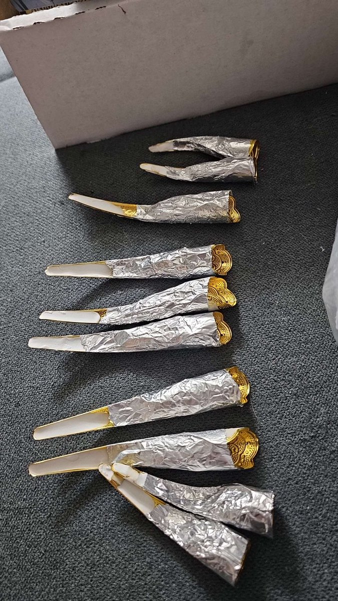 Working on claws for the mimic