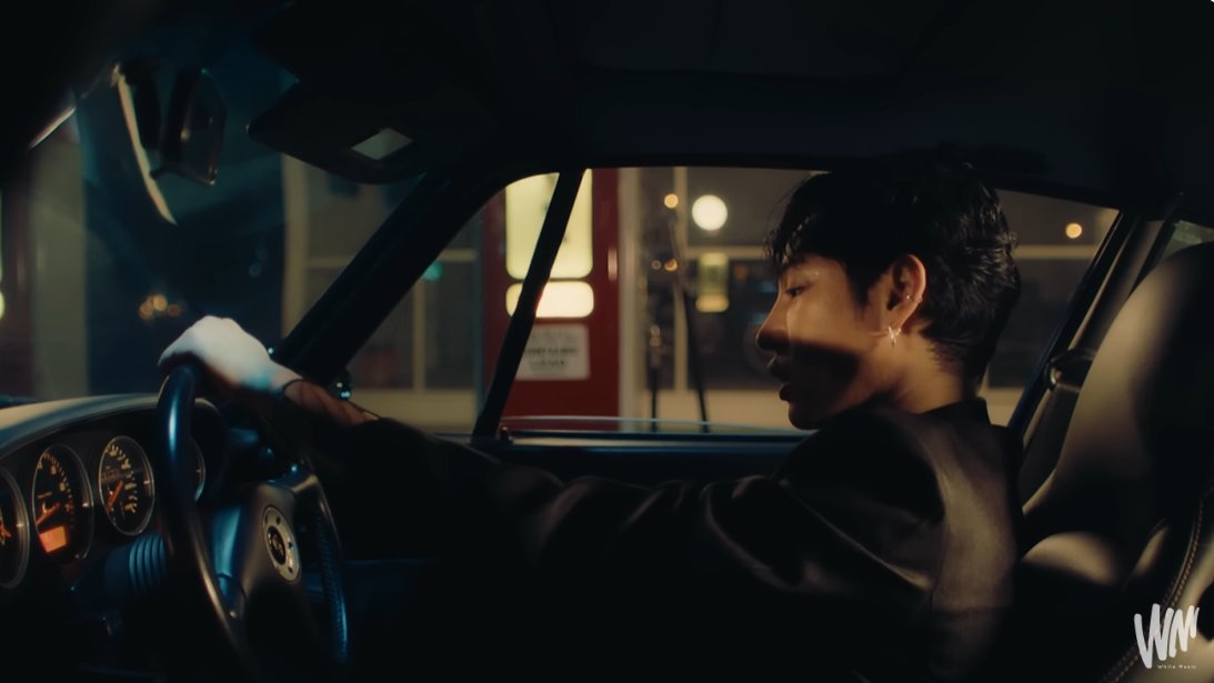 NuchTube_7o2's tweet photo. Night Bird - Peck Palitchoke [OFFICIAL MV] 

🦉https://t.co/519SFOhegp 

@peckpalit 🪺
#เป๊กผลิตโชค 🌃
#PeckPaLitChoke 🌒 https://t.co/1rzz8aLhq4