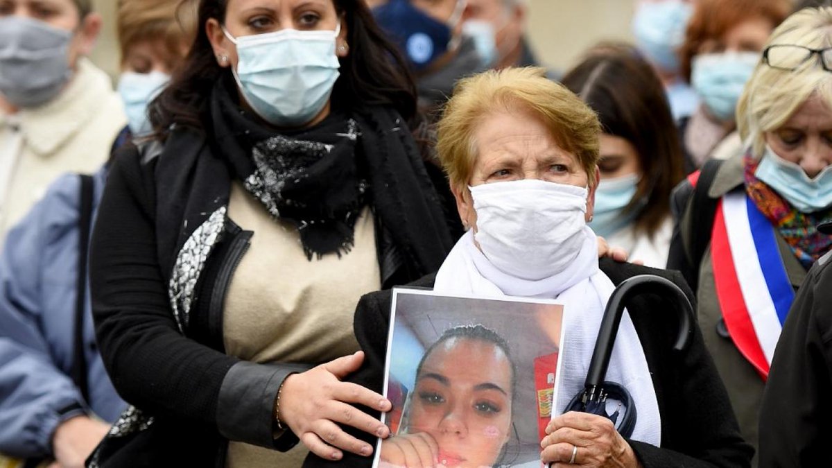 Justice. Il avait retiré son bracelet électronique avant de poignarder sa compagne courrier-picard.fr/id586897/artic…