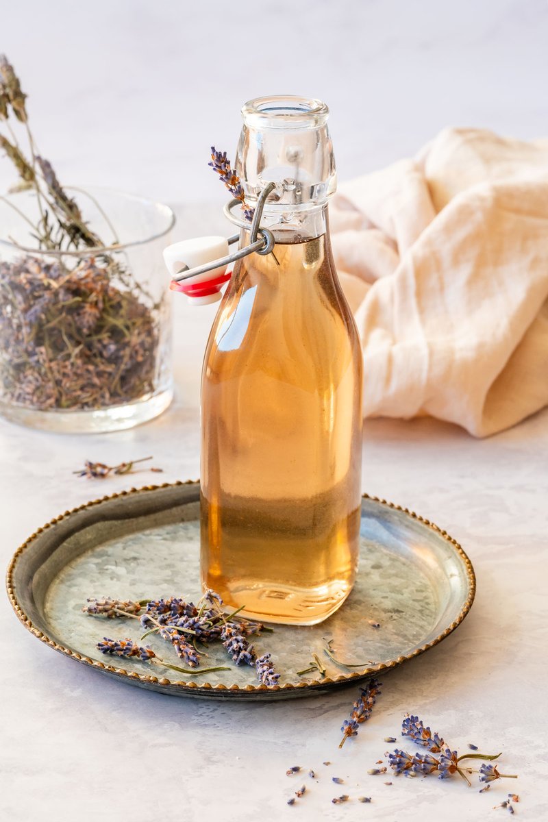 HappyFoodsTube's tweet photo. 😍🪻 https://t.co/G8eyfwsRDI
Homemade lavender syrup adds a floral touch to your drinks and desserts. Simple to make, it blends natural flavors into teas, lemonades, cocktails and more. #lavendersyrup #HomemadeSyrup #SyrupRecipes https://t.co/NXE6EMe46Y