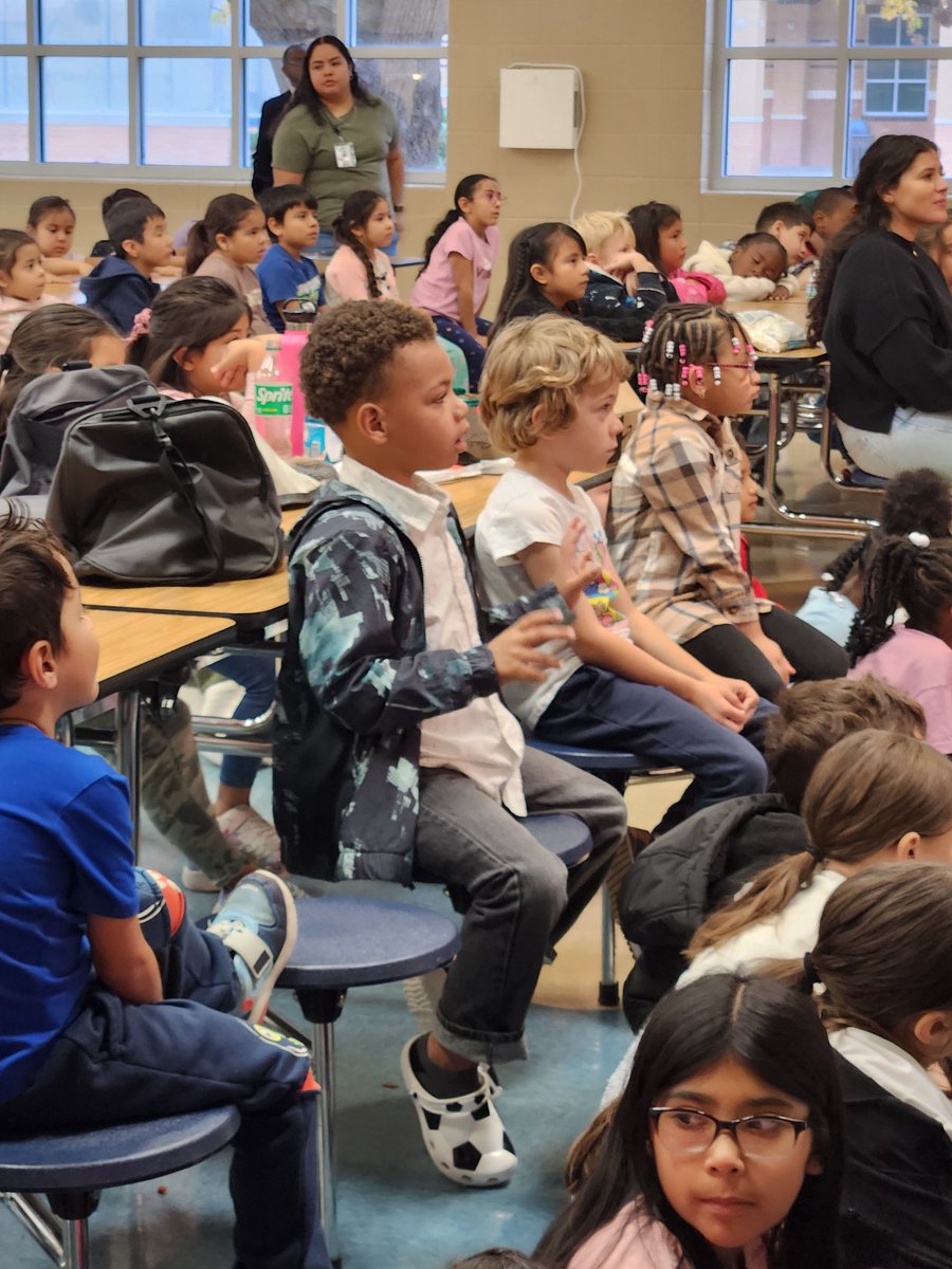 DragonsDean's tweet photo. Thank you to Mr. Brently Bartlett, Waco High Choir Director, and his AMAZING choir who performed for our 3rd grade Dragons yesterday!
#LeadForResults #wacoISD https://t.co/LQnoQQOTkB