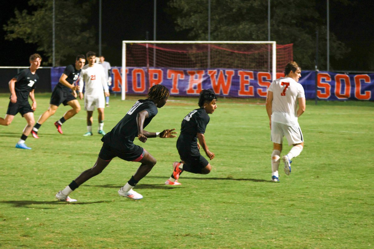 PlayWhereUStay's tweet photo. PWYS's Moments that Matter  
Soccer shapes futures, and our College Prep Program opens doors for young athletes to dream big. Click the click to read Matar's reflections on playing for PWYS and where he is now in his soccer career! 🤩
https://t.co/wv66WQTTly https://t.co/4TPFlV4zjF