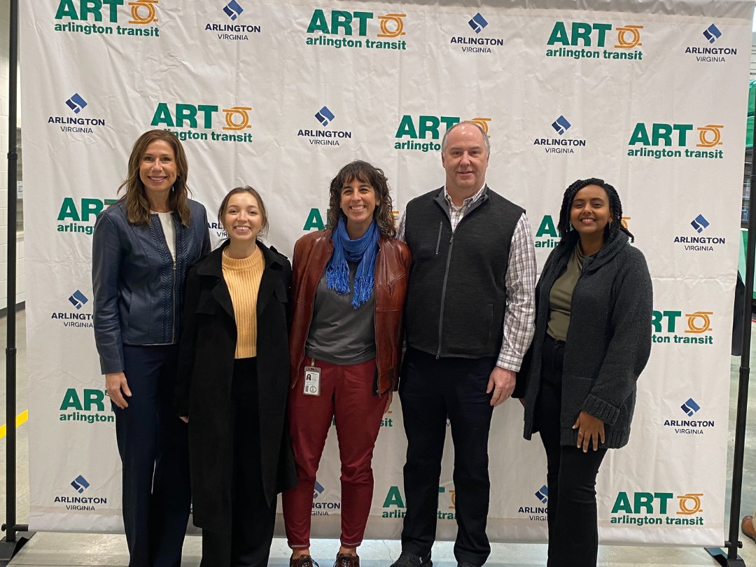 VirginiaDRPT's tweet photo. ๐โ๏ธ Ribbon cuttings, big smiles, and transit love! ๐ This week, our NOVA team celebrated OmniRide's I-66 launch in Gainesville and ART's new facility in Arlington. ๐๐ Plus, our Director, Tiffany Robinson, gave the driverโs seat a try! ๐ฆธโโ๏ธ๐ #NOVATransit #DRPT #ART #OmniRide https://t.co/afw6C8zDjs