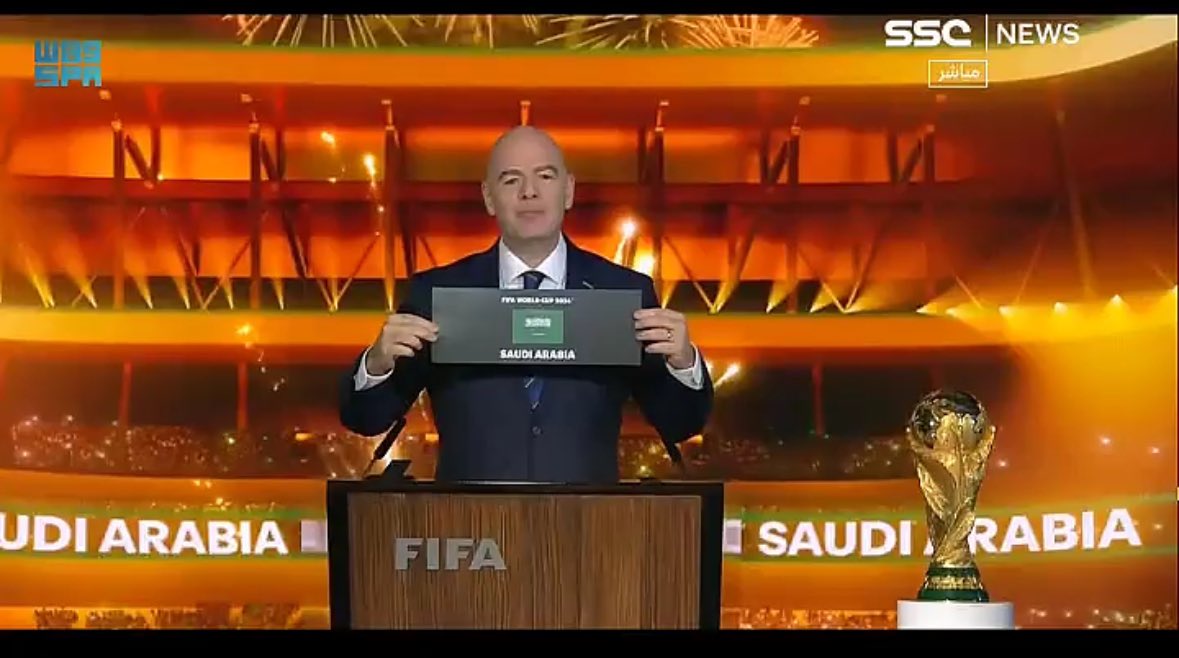 الحلم صار حقيقة 🇸🇦
بمناسبة #ترشح_السعودية2034 
خصم 34% على كل المنتجات غداً الخميس 🩵.
#WelcomeToSaudi34 
#كاس_العالم_في_السعودية