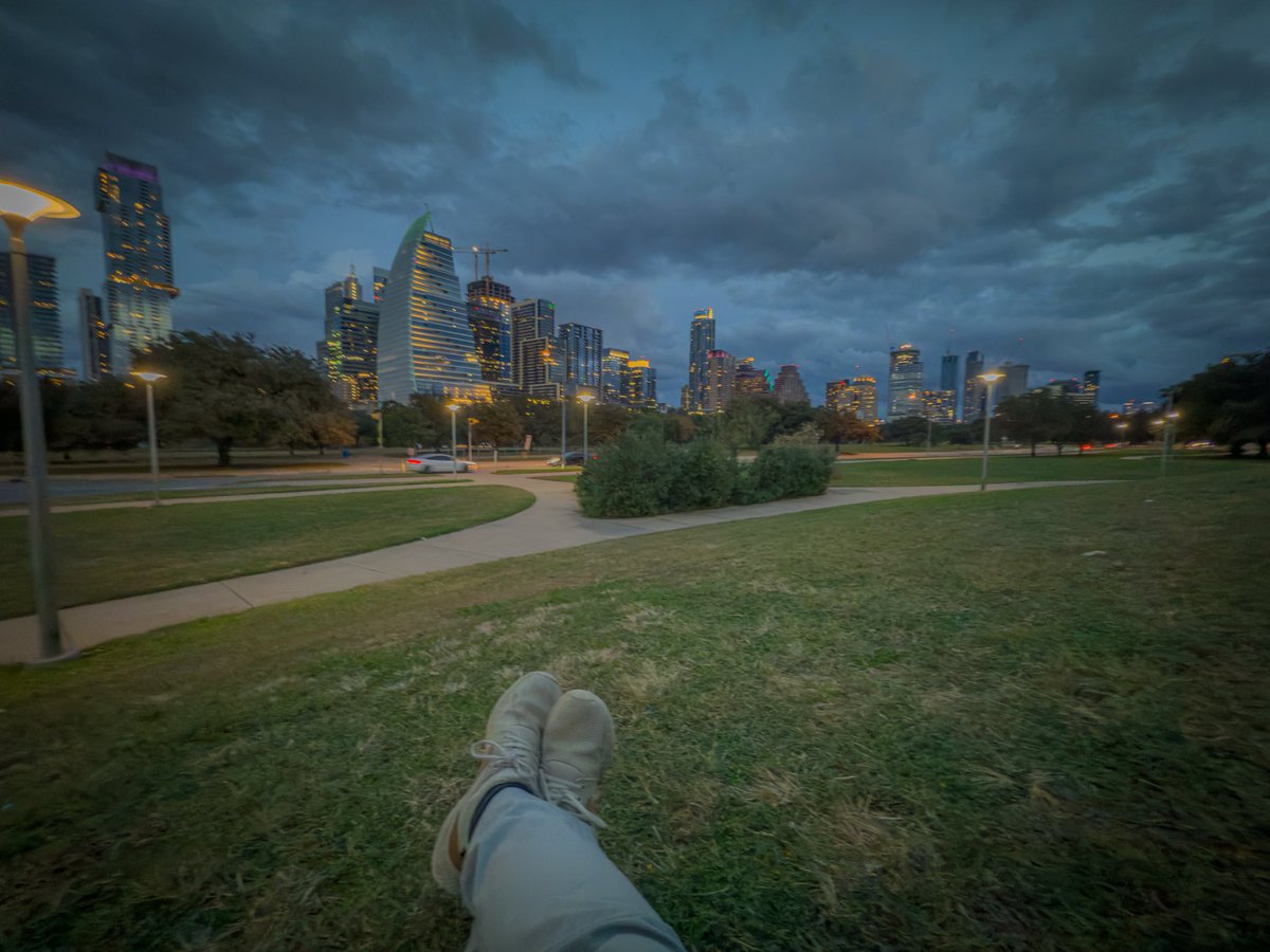 carlitos1202's tweet photo. Austin me encantas #texas #austin #travel https://t.co/ehzwTaaKeN