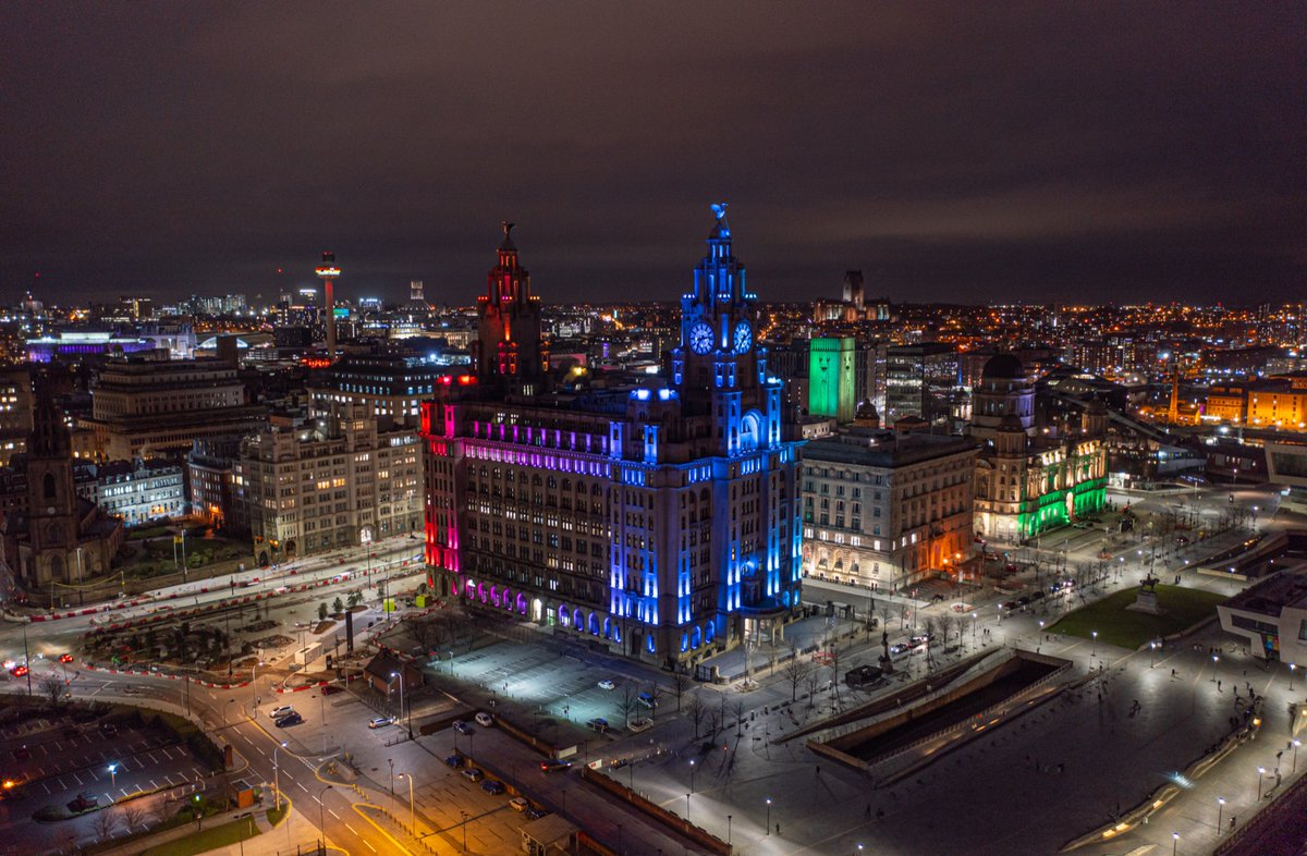 Happy New Year from us at RLB!

Back to the office isn't so bad here...

Our 360 degree views across Liverpool, and the city waterfront, are pretty hard to beat!😊

#officeviews #bestoffices