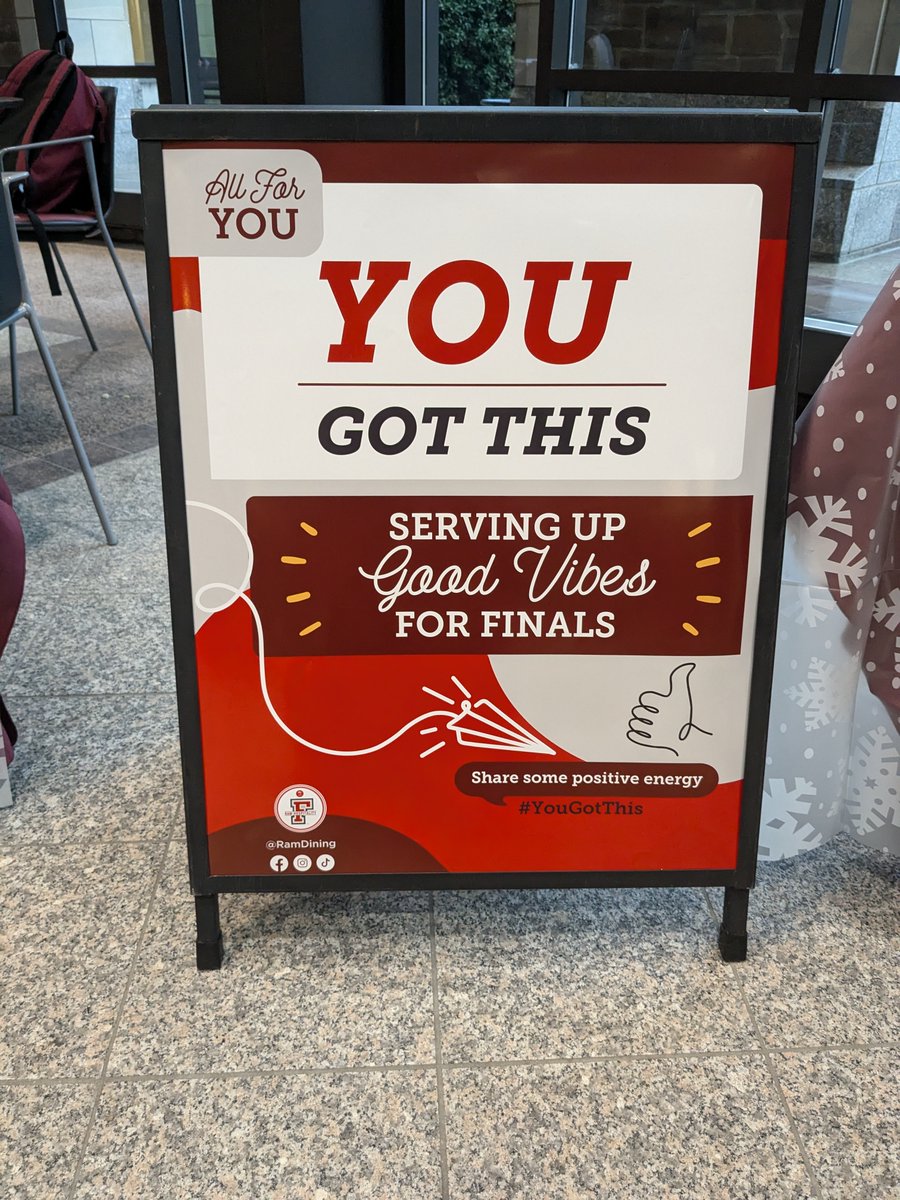 FordhamLibrary's tweet photo. We can't study for your final exams for you, but we can provide free coffee and snacks in the Walsh Library lobby. Stop by this afternoon to recharge before that study session. #YouGotThis #FinalsWeek #FordhamLibraries #FordhamUniversity ☕️ https://t.co/ggX9HMcIFw