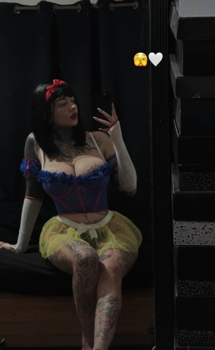 BadGirlOf_'s tweet photo. Rt? https://t.co/u39SeGzFsg