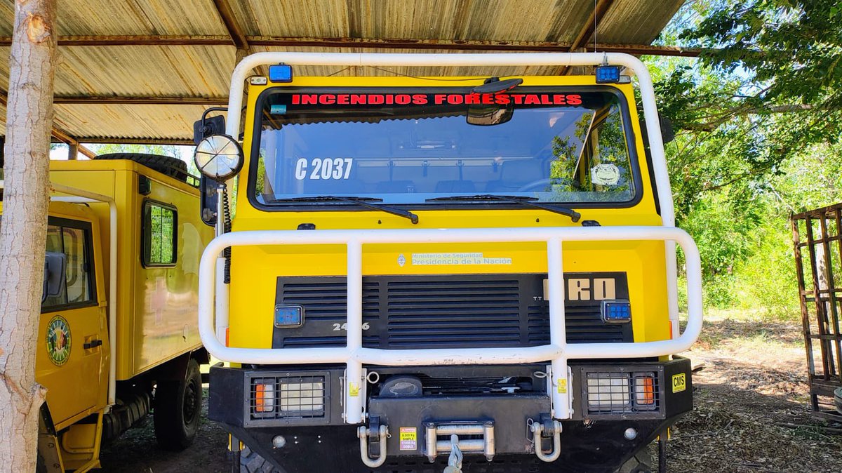 energiayamb_mza's tweet photo. El Plan Provincial de Manejo del Fuego se refuerza con reservorios de agua colapsables y un helicóptero
https://t.co/RuMpZop4Fj https://t.co/dhzb6xQEkJ