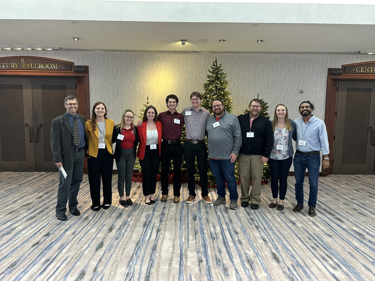 Ohio State Weed Science (@ohiostateweeds) on Twitter photo Super proud of this group and all the work they put in for the 2024 <a href="/NCWeedScience/">North Central Weed Science Society</a> meeting. 🌱 Super proud of this group and all the work they put in for the 2024 <a href="/NCWeedScience/">North Central Weed Science Society</a> meeting. 🌱