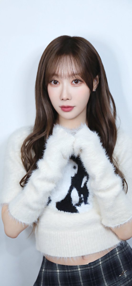 deukaemobile's tweet photo. #HANDONG — my christmas sweet love

 #드림캐쳐 #Dreamcatcher #한동 #My_Christmas_Sweet_Love https://t.co/j6DeJ5Ljqg