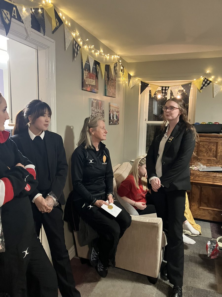 Style House tweet media