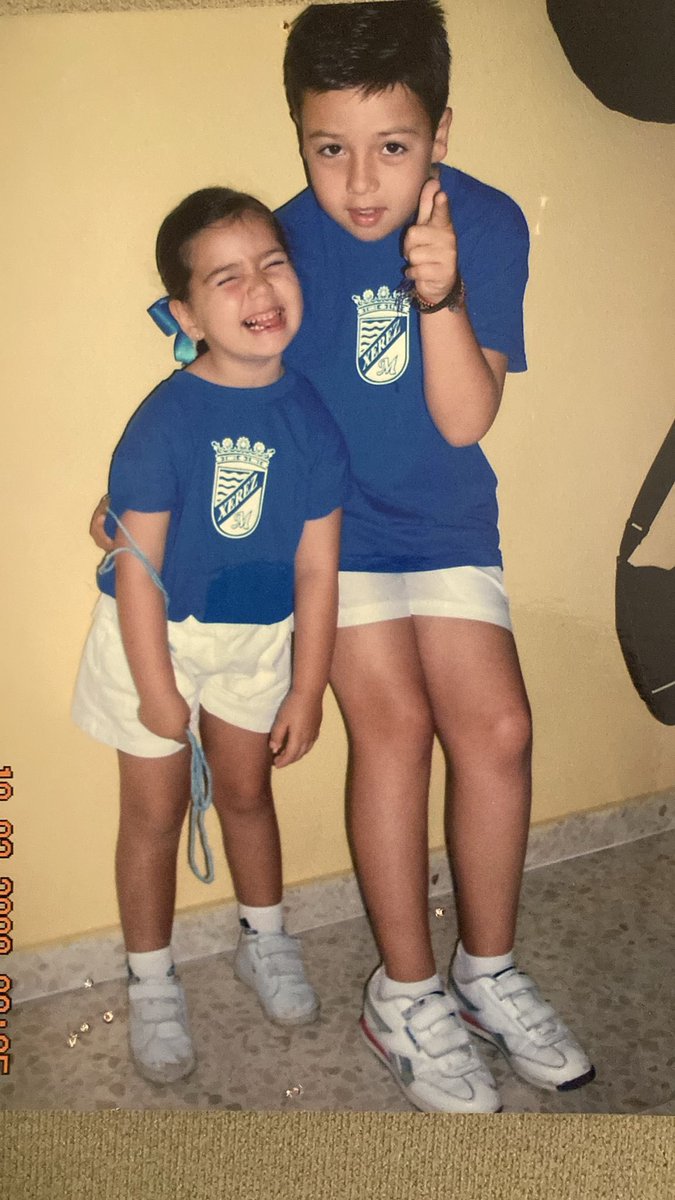 aagalindooo's tweet photo. Como mi hermano me enseñó…💙#TodaUnaVida @XerezCD_OFICIAL https://t.co/8GaNFihZ0o