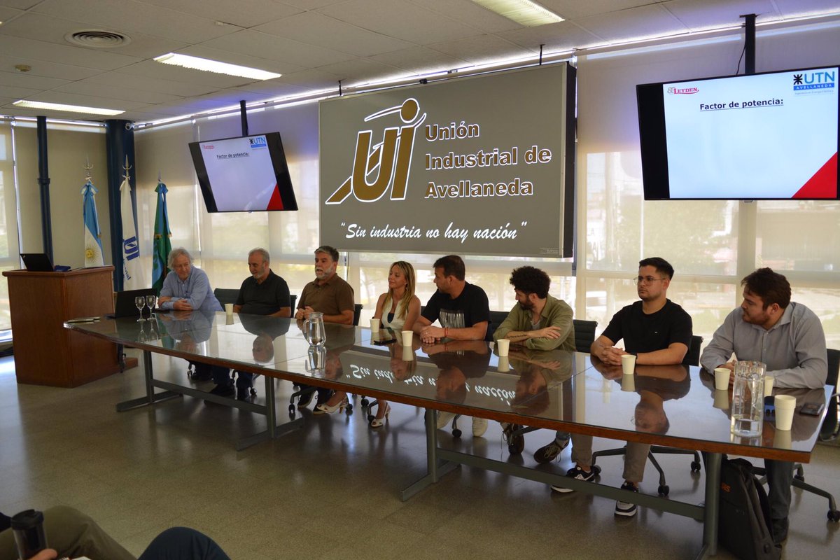 utnfra's tweet photo. SE DICTÓ EL SEMINARIO SOBRE EL PROGRAMA PARA LA MEJORA DEL FACTOR DE POTENCIA 

➡️Encontra más información en: https://t.co/4FalM4zDo7 https://t.co/tbl8W3jRji
