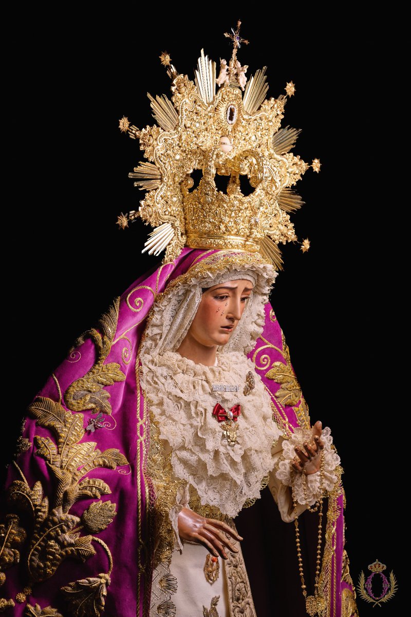 hermandaddelao's tweet photo. #PregondelaEsperanza

"El barrio se arremolina 
para entonar su oración.
Una especie de canción 
que en el pulso se levanta.
Es el nombre, en la garganta,
de la Virgen de la O."

@Manu_Lamprea

📷 @fransantiph https://t.co/x7u5UGGXC5