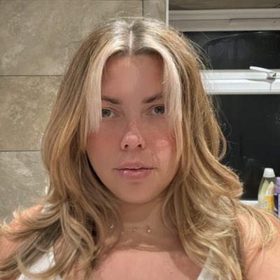 emmaycb's tweet photo. #NewProfilePic https://t.co/vwGMuAS0ZE
