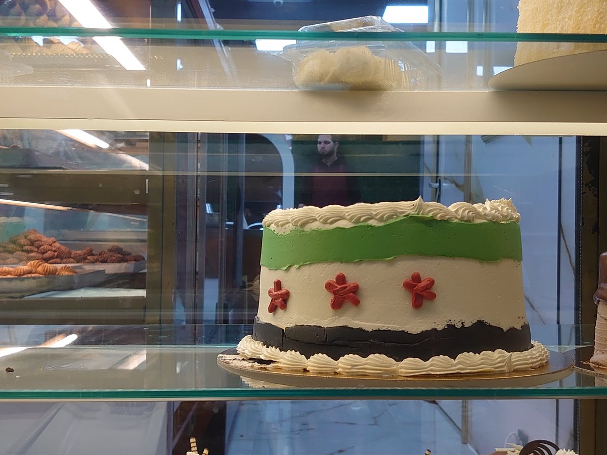 Ook de bakker in de Javastraat viert de val van Bashar al-Assad.