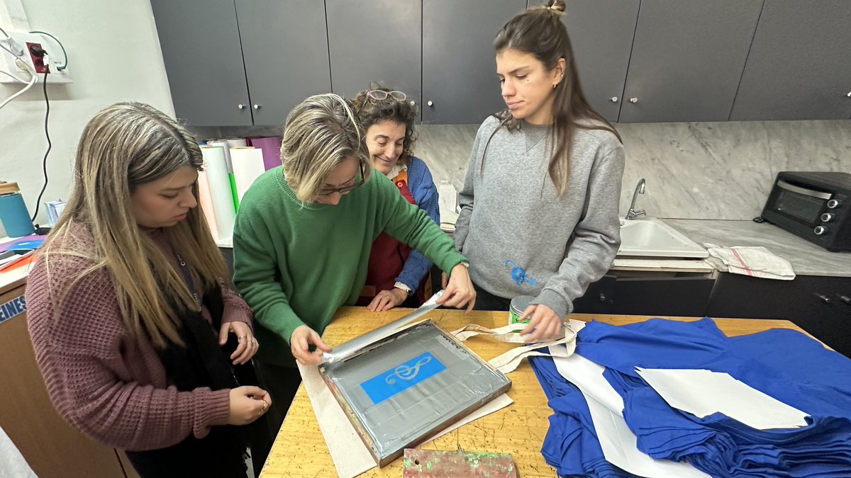 ieelisabets's tweet photo. Dia d'aprenentatge intens al claustre!  Hem posat en pràctica les eines de l'aula maker i estem entusiasmats amb les noves possibilitats que s'obren. @Educaixa @educaciocat @FundacioCarulla @consorciedubcn https://t.co/4bVf9vesH2