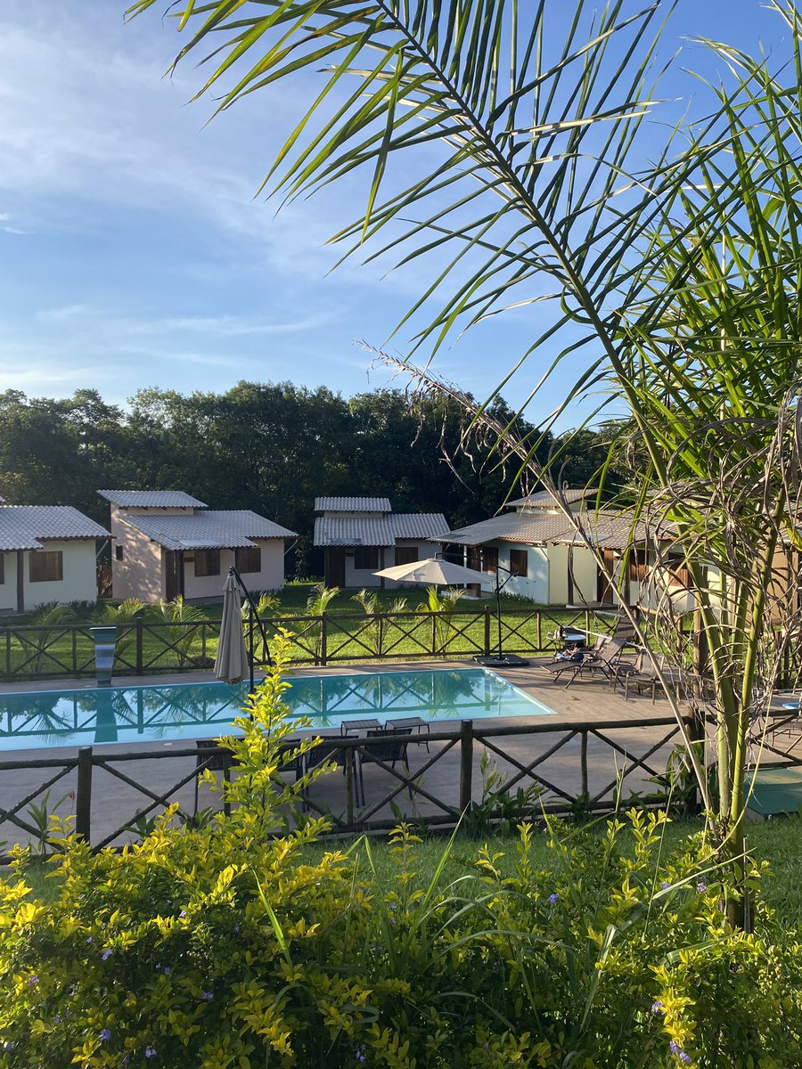 caetanocmendes's tweet image. Gente, meus pais inauguraram uma pousada recentemente, e meu pai me pediu pra tentar fazer a página gerar mais engajamento. 

Foram muitos anos de obra, é a realização de um sonho pra minha família. Quem puder curtir e/ou compartilhar, já ajuda muito! 🤍 

Ajude um transmasc 🫰🏻