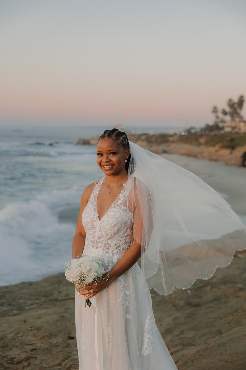 Anayalator34's tweet photo. IM A WHOLE WIFE!!! 💍🤍 https://t.co/96igYgRMM1
