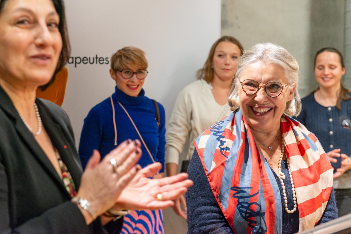 💬 <a href="/PMathieuMK/">Pascale Mathieu</a> : « Le sport et la kinésithérapie partagent une histoire commune depuis 78 ans et je tiens ce soir, au nom du <a href="/cnomk/">Ordre des masseurs-kinésithérapeutes</a>, à exprimer mes chaleureuses félicitations aux 45 kinésithérapeutes et étudiants en kinésithérapie qui ont concouru, en tant qu’athlètes aux jeux