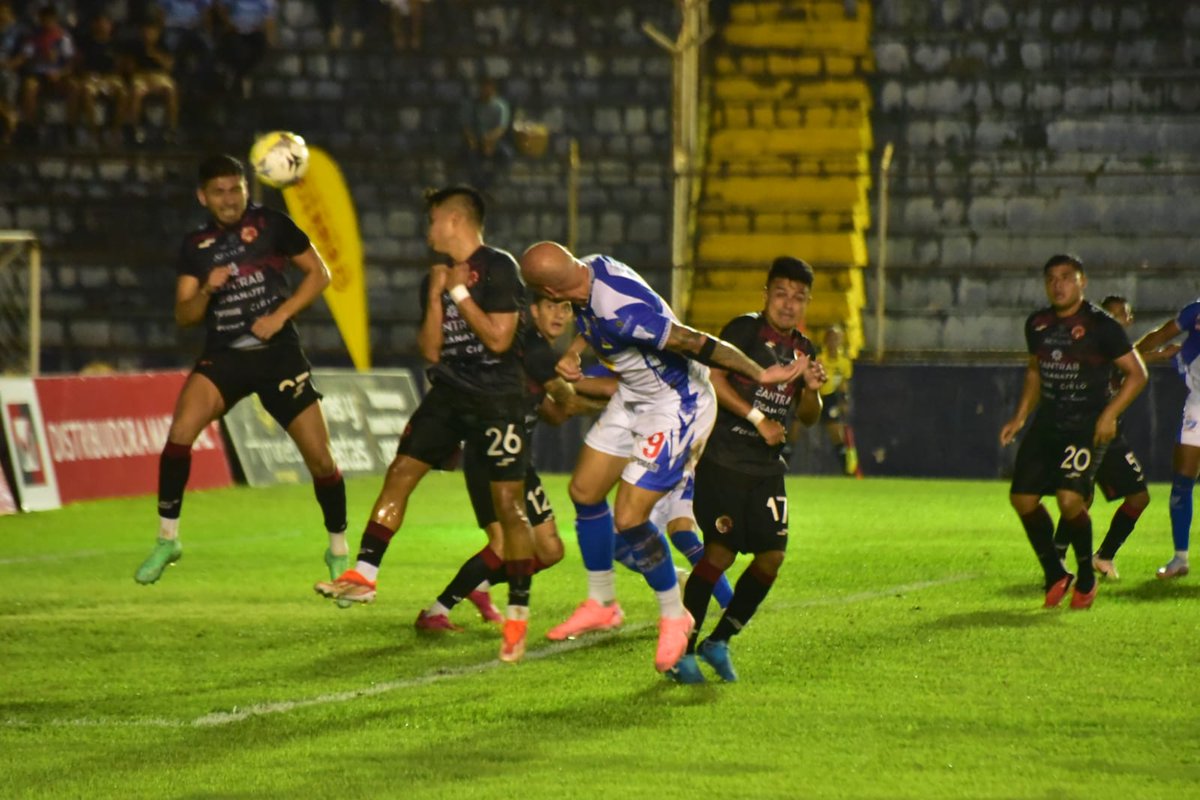 RodasPepe's tweet photo. #Deportes 

Los venados han pagado la cláusula de rescisión de contrato de Cesar Madrid. Otra baja en Coatepeque. https://t.co/tmUk2NB6xz
