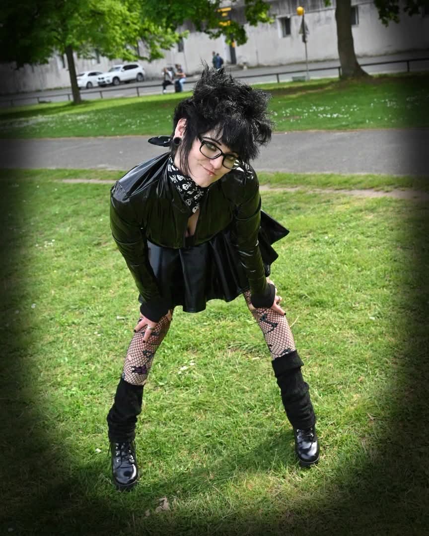 freezeofdarknes's tweet photo. Model: Freeze of Darkness
Fotograf: Franz Weber https://t.co/NnDDCzBsfu