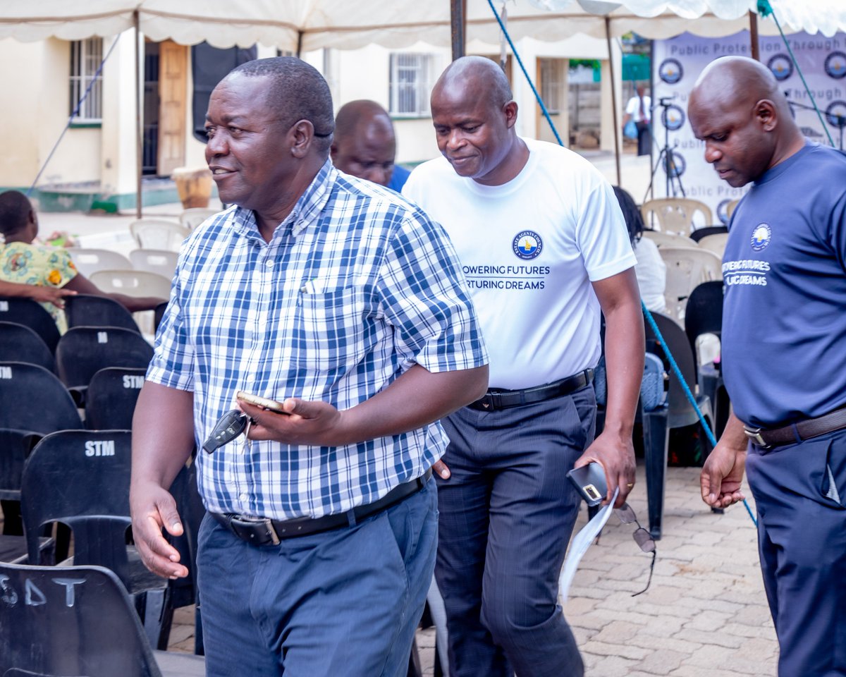 EacZim's tweet photo. Chairman, Nico Kuipa said #EAC believes in the power of community and the importance of giving back. Through our #CorporateSocialResponsibility initiatives, #EAC strives to build a positive reputation, increase brand credibility, and contribute to the betterment of society. https://t.co/vLjmzRfQ3J