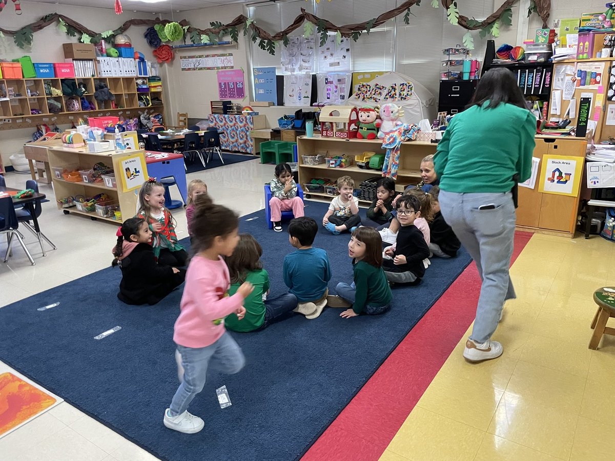 MurninECSE's tweet photo. When attendance pays off, teachers unwind in the relaxation station while our principals tackle donuts and duck duck goose with the kids! https://t.co/Dstb3Diprp