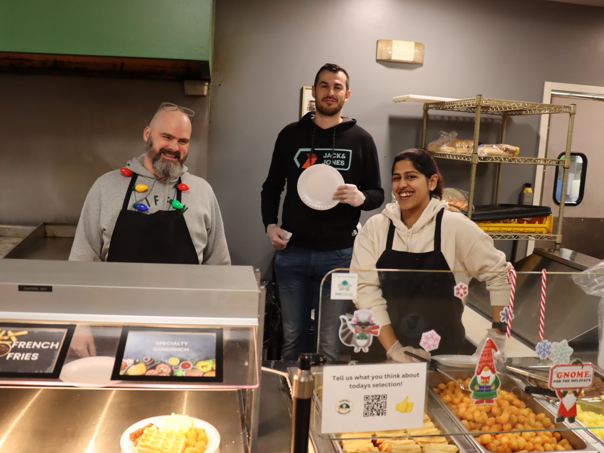 TiffinU's tweet photo. Faculty and staff served up waffles, donuts, and smiles at the annual Late Night Breakfast - our favorite final exam week tradition! 🐲🥞📚
#FinalExams #StudyFuel #GoGons https://t.co/O1Qe0Jzsxq