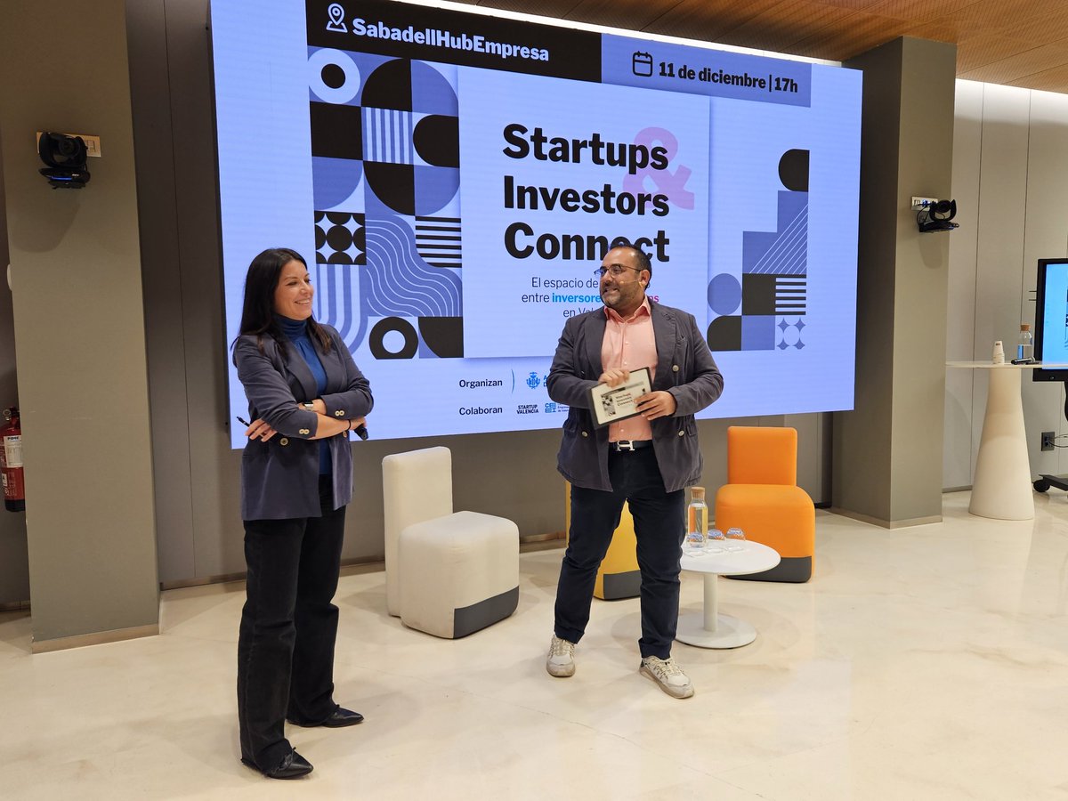 vlciconnect's tweet photo. 🎉 ¡La 32ª edición de #SIConnect ya está aquí! Conoce a la startup finalista. Abren la jornada @prietomar0 (@vlcinnovation @ajuntamentvlc) y @AngelBuigues (@BStartup, @BancoSabadell). Colaboran: @StartupVLC, @ceei_valencia, @Startupxplore y Cátedra Cultura Empresarial UV. https://t.co/VjfKHkAPLm