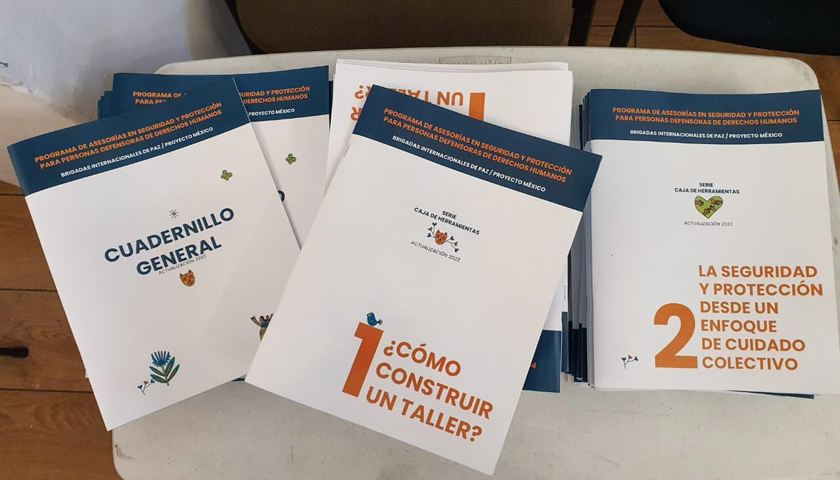EspacioOsc's tweet photo. 🚨 Hoy @PBI_Mexico lanzó la caja de herramientas del Programa de asesorías en seguridad y protección para personas defensoras 🛡️💪. Un paso importante para seguir fortaleciendo las capacidades de quienes luchan por los derechos humanos frente a los riesgos que enfrentan 🌍⚖️. https://t.co/VKnEF8tbSD