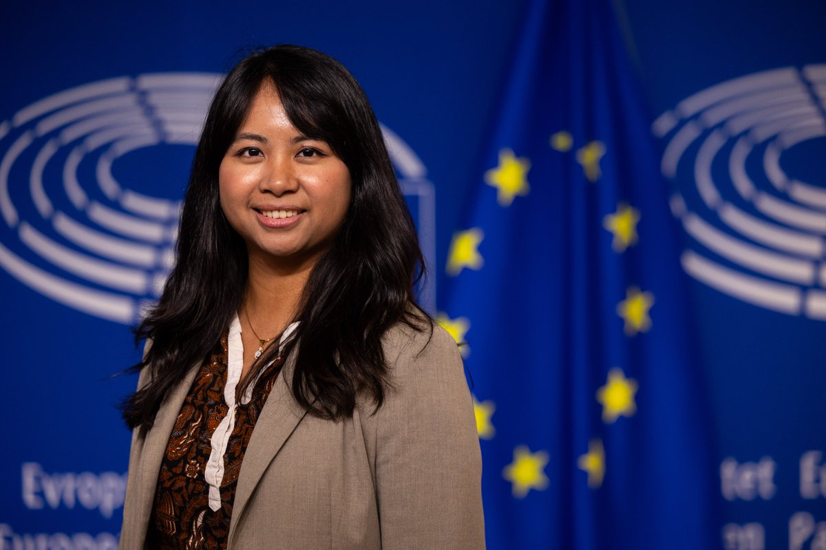 EPinASEAN's tweet photo. 🇮🇩🇪🇺 #NiceToMeetEU | Visiting the European institutions this week as part of the EU Visitors Programme are Indonesians @RadityoDharmaP (Airlangga University), Grace Endina (IOM, Timor-Leste), and @genevadam (United Nations, New York). We wish them a fruitful stay in Brussels! https://t.co/CLMVa6NmiW
