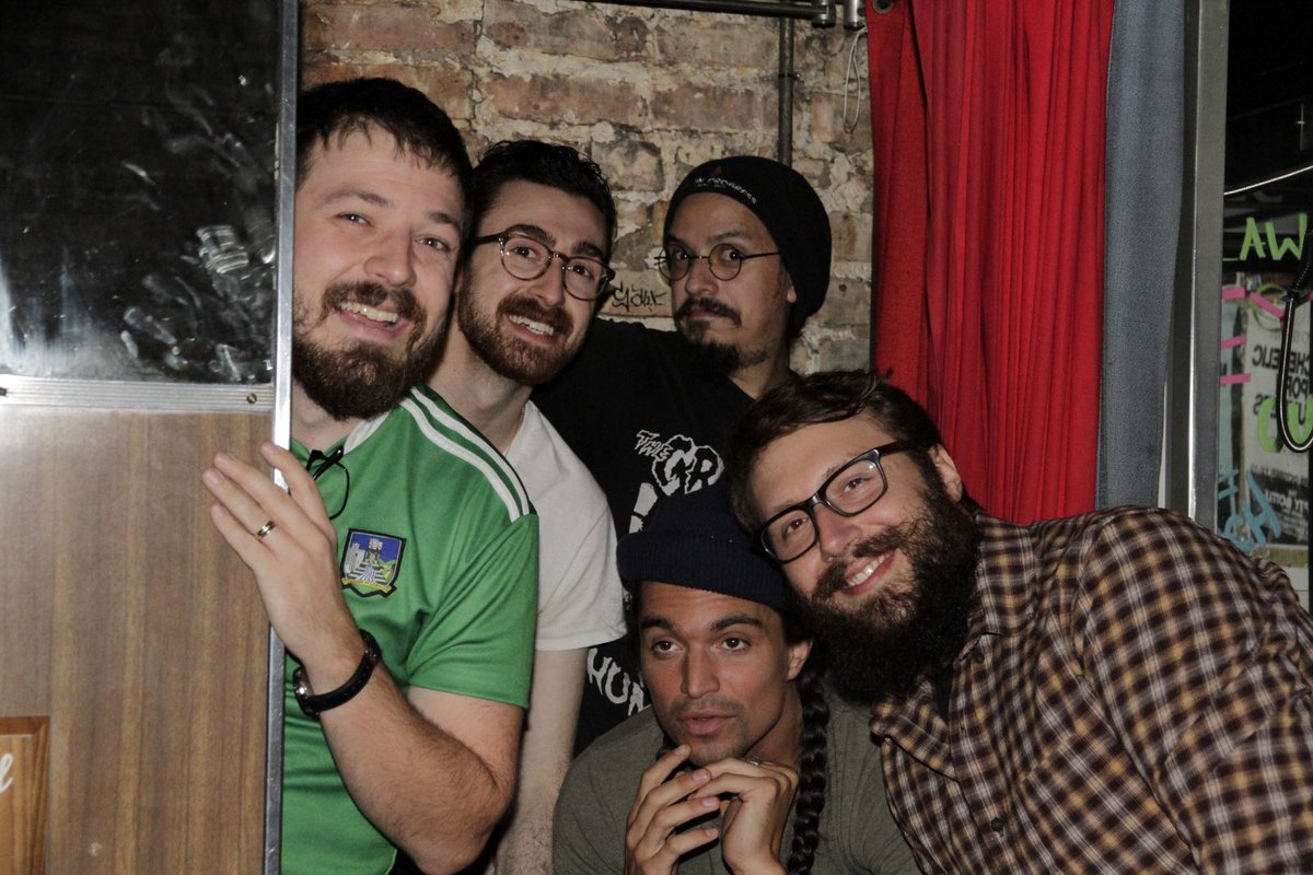 SHOW ANNOUNCEMENT!
Saturday, January 25th at Chop Shop!

Gorilla Social and Flake Michigan will be on the bill with us, making for one great night of music.

link.dice.fm/iTkLI8OffPb?sh…