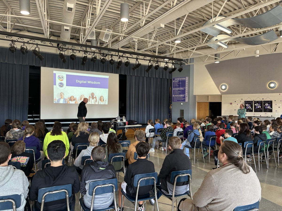 OtteBlairMS's tweet photo. Today, we welcome Mr. Jay Martin from the Nebraska Department of Education. Mr. Martin is presenting on social media and digital citizenship. #OBMS https://t.co/O9tj197PMM