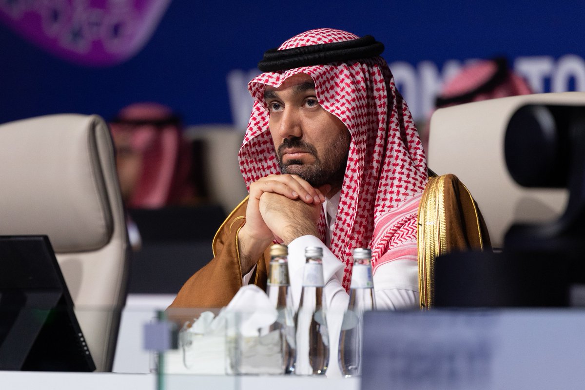 saudiFF's tweet photo. ترقُّب.. إعلان.. فـــرحة 🇸🇦 

#أهلًا_بالعالم https://t.co/Jqnkf8Cibf